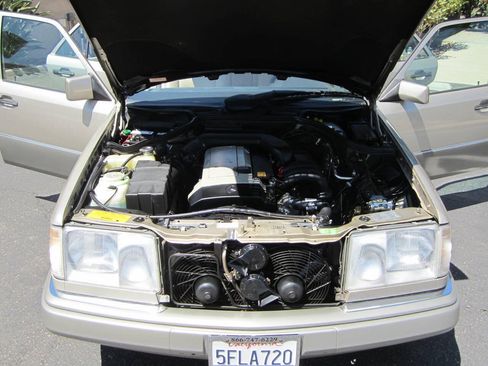 Used 1995 Mercedes-Benz E 320 Sedan image 14