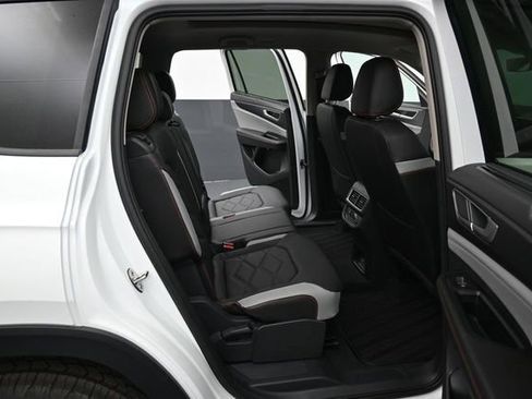 New 2026 Volkswagen Atlas Peak Edition AWD/4WD image 13