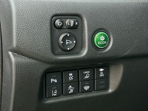 New 2026 Honda Ridgeline Black Edition image 10