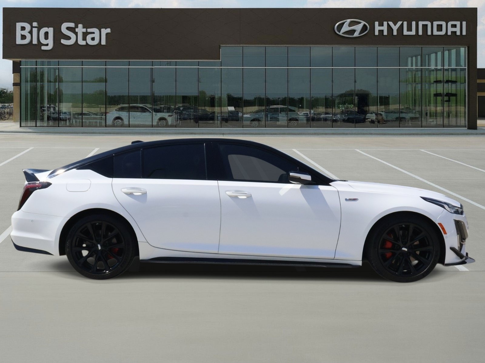 Used 2024 Cadillac CT5 V w/ Platinum Package RWD image 5