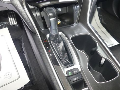 Used 2022 Honda Accord Sport image 37