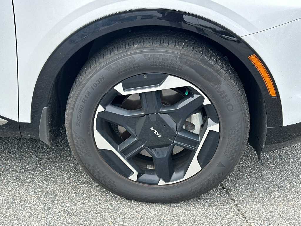 Certified 2026 Kia Sportage SX FWD image 12
