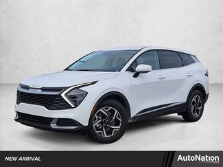 Used 2025 Kia Sportage LX video 1