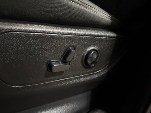 Used 2019 RAM 1500 Big Horn AWD/4WD image 7