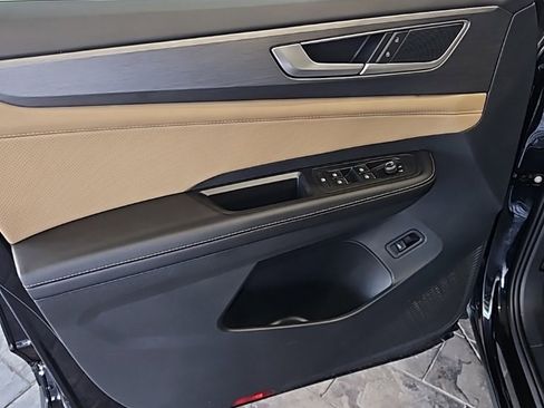 New 2026 Volkswagen Atlas Cross Sport SE image 26