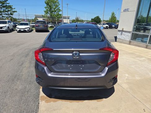 Certified 2018 Honda Civic EX image 4