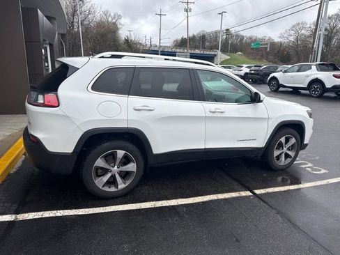 Used 2019 Jeep Cherokee Limited image 4