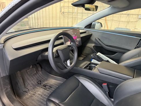 Used 2024 Tesla Model 3 Standard Range RWD image 14