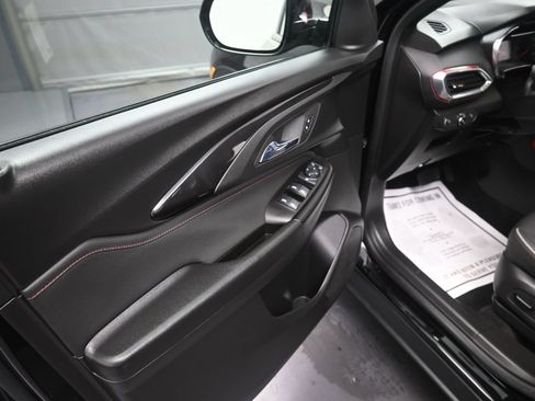 Used 2023 Chevrolet TrailBlazer RS AWD/4WD image 15