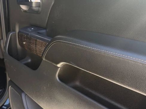 Used 2015 GMC Sierra 2500 Denali w/ Duramax Plus Package image 21