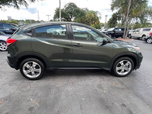 Used 2018 Honda HR-V LX image 7