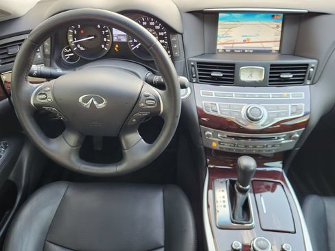 Used 2015 INFINITI Q70 L 3.7 w/ Technology Package RWD image 29