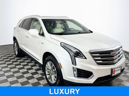 Used 2018 Cadillac XT5 Luxury w/ Driver Awareness Package FWD image 1