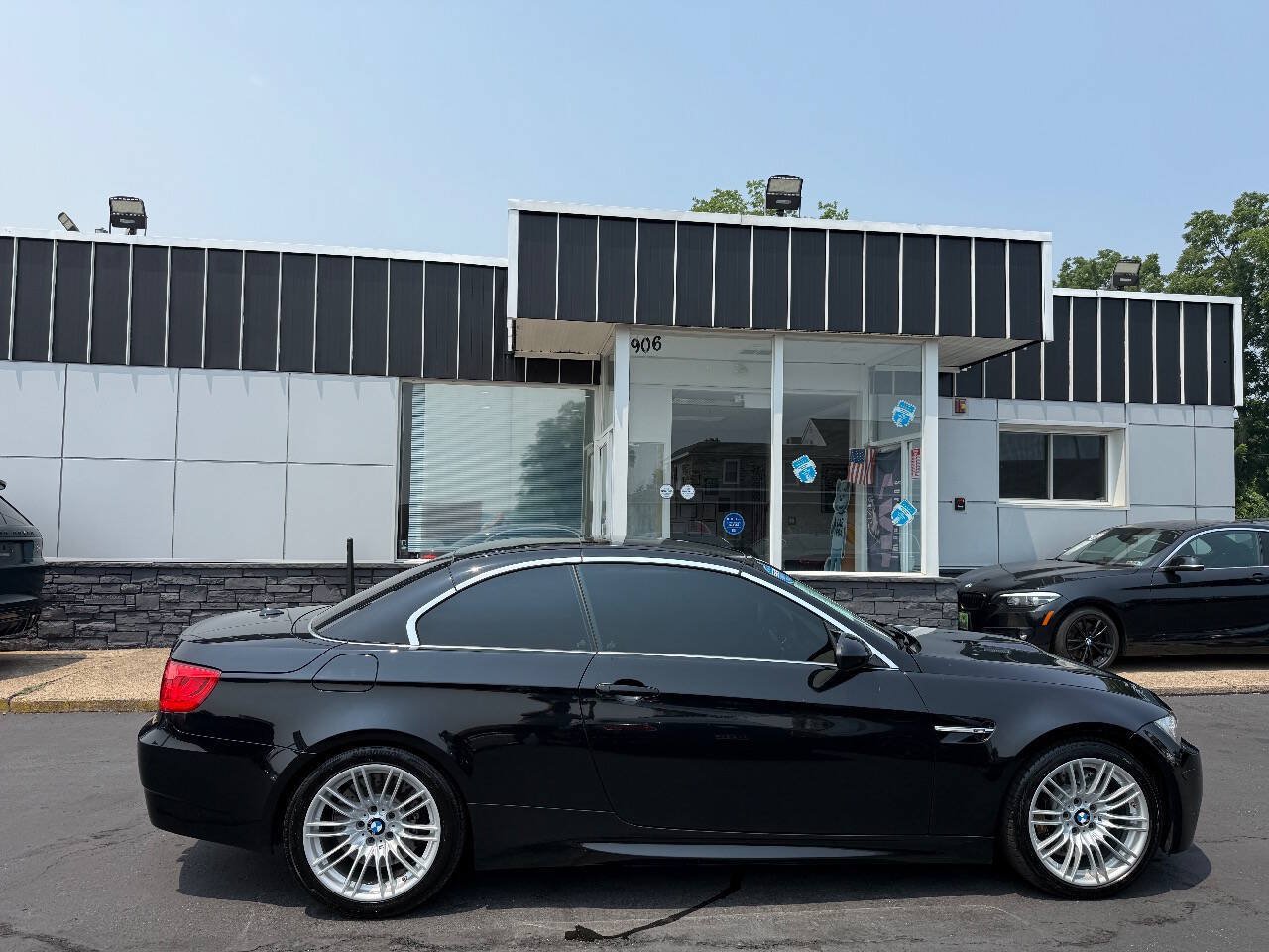 Used 2013 BMW M3 Convertible w/ Premium Pkg RWD image 34