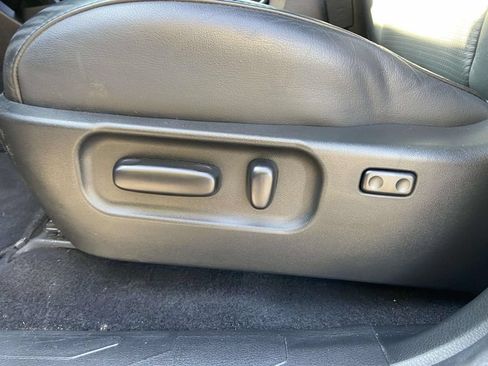 Used 2023 Toyota Tacoma TRD Sport w/ TRD Premium Sport Package RWD image 16