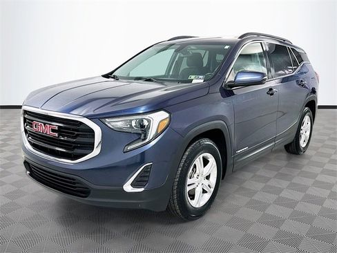 Used 2018 GMC Terrain SLE w/ Driver Convenience Package image 3