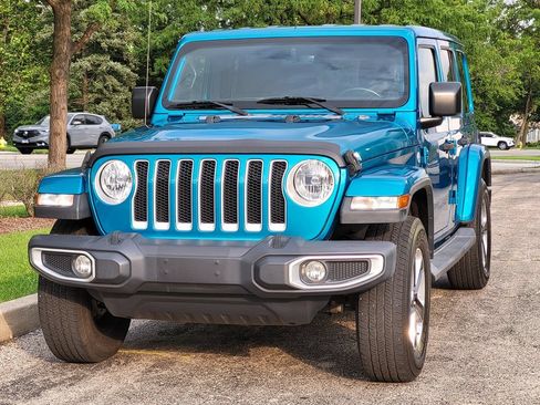 Used 2020 Jeep Wrangler Unlimited Sahara w/ Uconnect 4C Nav & Sound Group AWD/4WD image 11