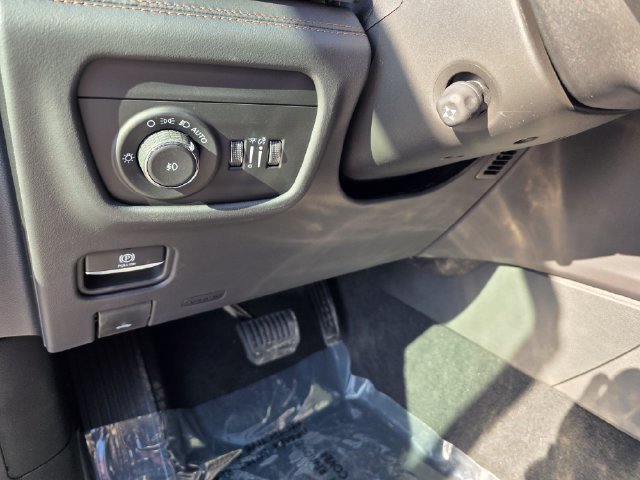 New 2027 Jeep Grand Cherokee Summit AWD/4WD image 25