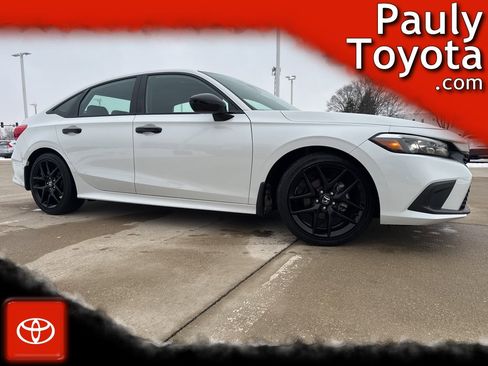 Used 2024 Honda Civic Sport image 1