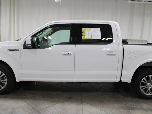 Used 2020 Ford F150 Lariat image 6