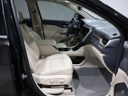 Used 2022 GMC Acadia Denali w/ Denali Ultimate Package image 27