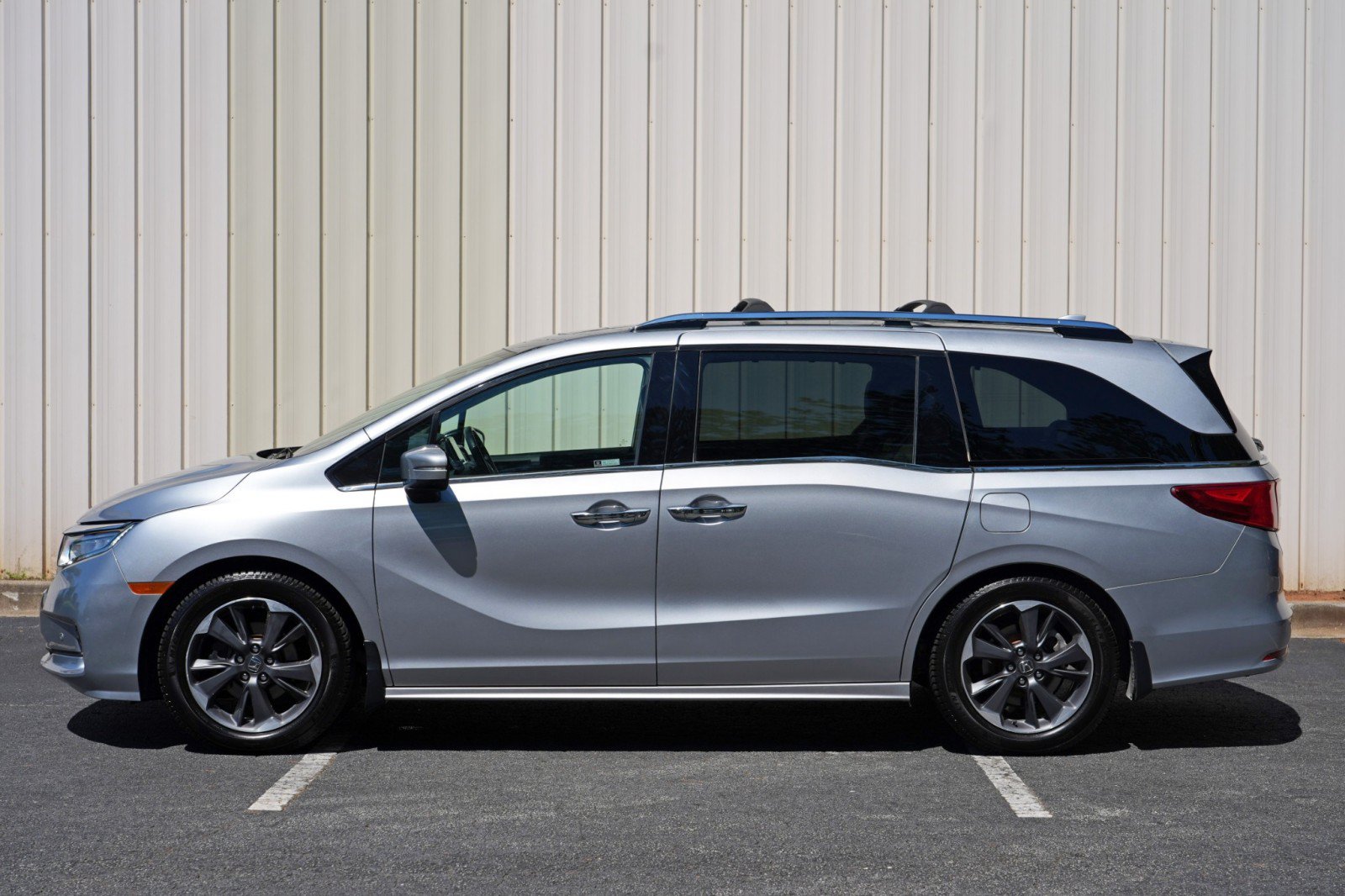 Used 2021 Honda Odyssey Elite image 52