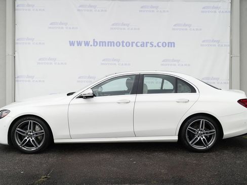 Used 2019 Mercedes-Benz E 300 4MATIC image 8