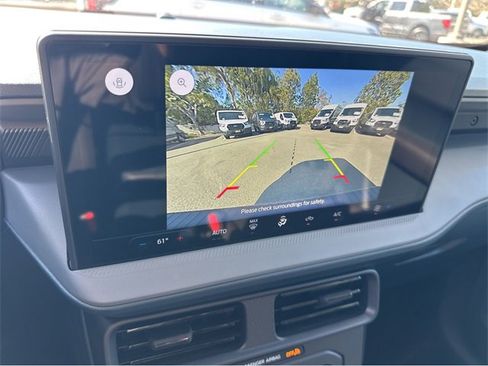 New 2025 Ford Maverick XL image 9