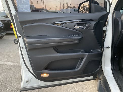 Used 2019 Honda Passport Elite image 16