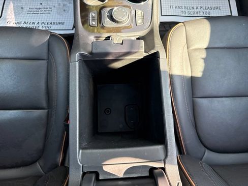 Used 2020 GMC Acadia AT4 w/ Driver Alert Package II AWD/4WD image 35