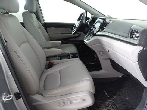 Used 2023 Honda Odyssey EX-L image 15