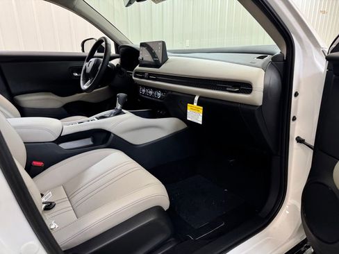 New 2026 Honda HR-V EX-L image 23