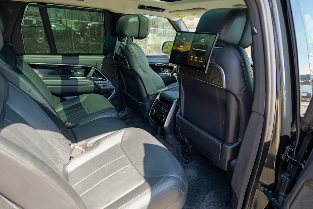 Used 2023 Land Rover Range Rover Autobiography AWD/4WD image 28