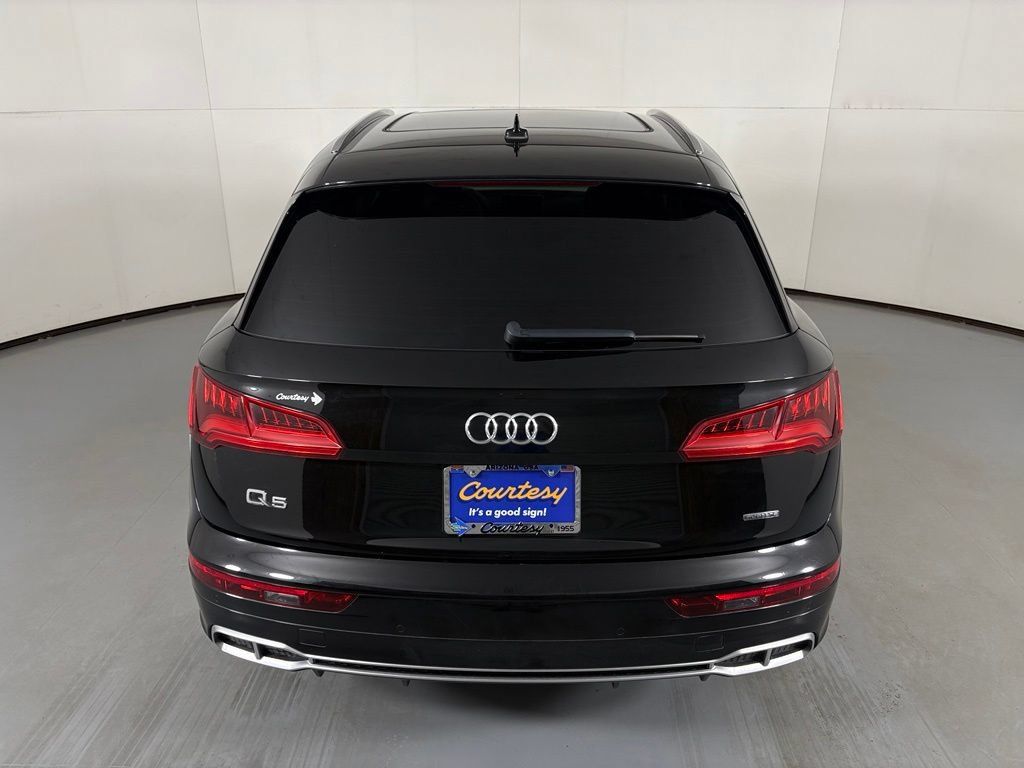 Used 2020 Audi Q5 e Premium Plus w/ Premium Plus Package AWD/4WD image 7