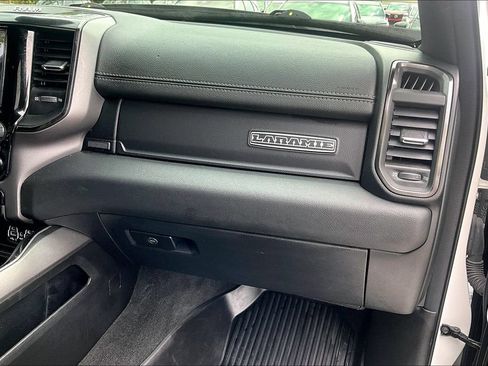 Used 2022 RAM 1500 Laramie AWD/4WD image 19