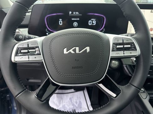 New 2025 Kia Telluride S image 18