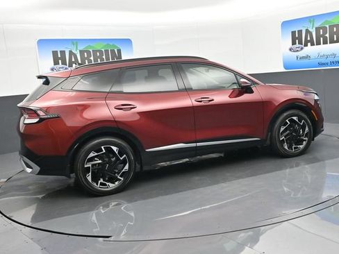 Used 2023 Kia Sportage SX image 6