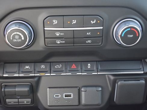 New 2026 Chevrolet Silverado 1500 Custom AWD/4WD image 28