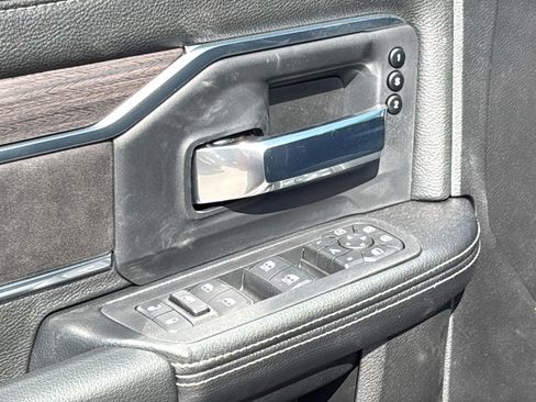 New 2026 RAM 2500 Laramie AWD/4WD image 11