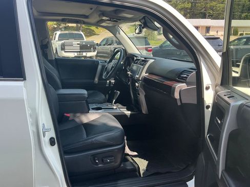 Used 2021 Toyota 4Runner Limited RWD image 17