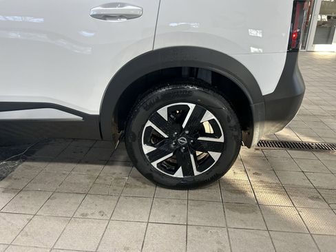 New 2026 Nissan Kicks SV w/ SV Premium Package AWD/4WD image 12