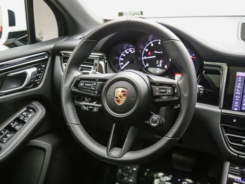 Certified 2025 Porsche Macan Turbo AWD/4WD image 19