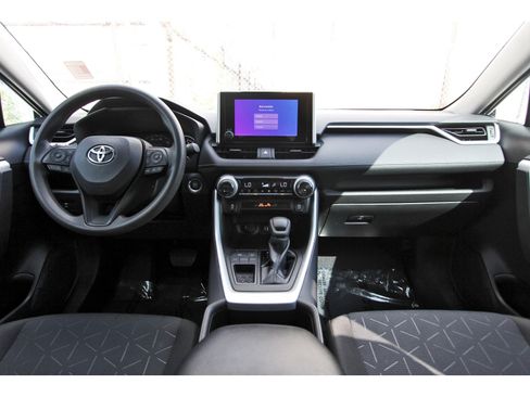 Used 2023 Toyota RAV4 XLE image 11