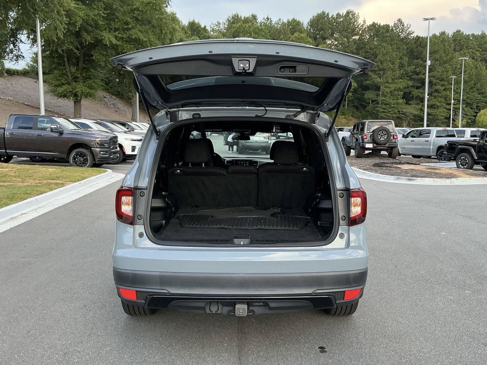 Used 2022 Honda Pilot Sport image 29
