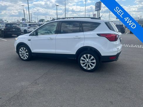 Used 2019 Ford Escape SEL AWD/4WD image 5