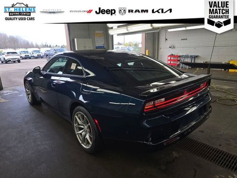Used 2024 Dodge Charger Daytona Scat Pack w/ Plus Group AWD/4WD image 4