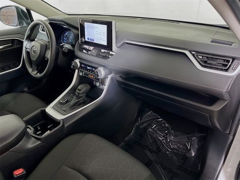 Certified 2025 Toyota RAV4 XLE image 26
