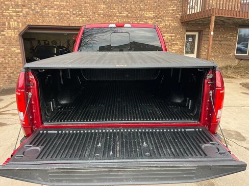 Used 2017 Ford F150 XLT w/ Equipment Group 302A Luxury image 10