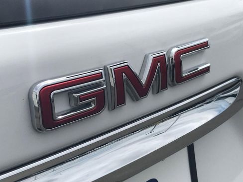 Certified 2024 GMC Terrain SLE w/ Driver Convenience Package AWD/4WD image 64