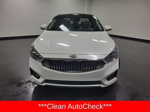 Used 2017 Kia Cadenza Premium FWD image 2
